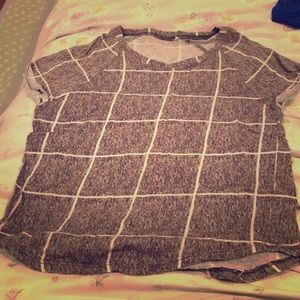 It’s just like an ice cream bar but on the shirt🔥